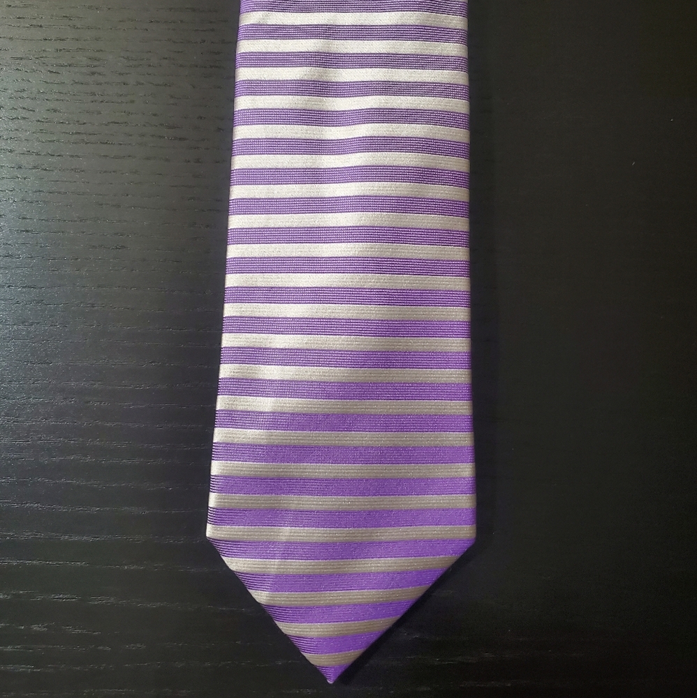 Geoffrey Beene Neck Tie